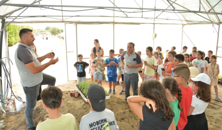 MİNİK MİSAFİRLERDEN BAÇEM’E ANLAMLI ZİYARET