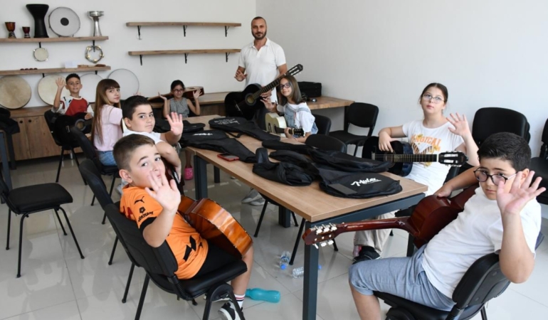 BALMEK ATÖLYELERİNDEKİ KURSLAR YOĞUN İLGİ GÖRDÜ