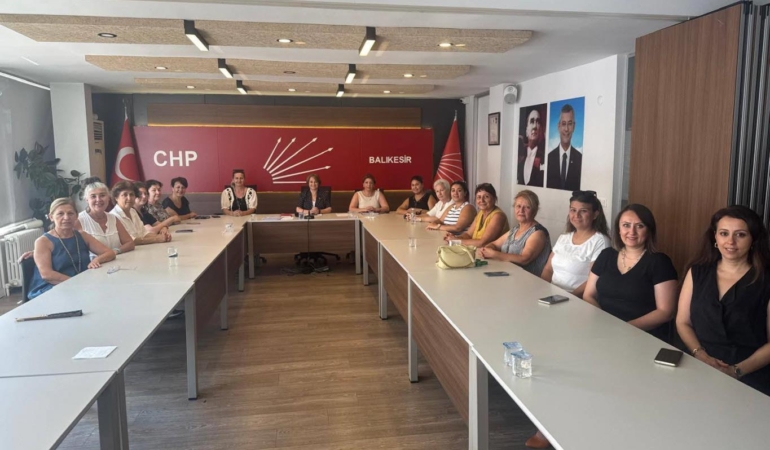 CHPLİ KADINLARDAN EŞİT TEMSİL ÇAĞRISI