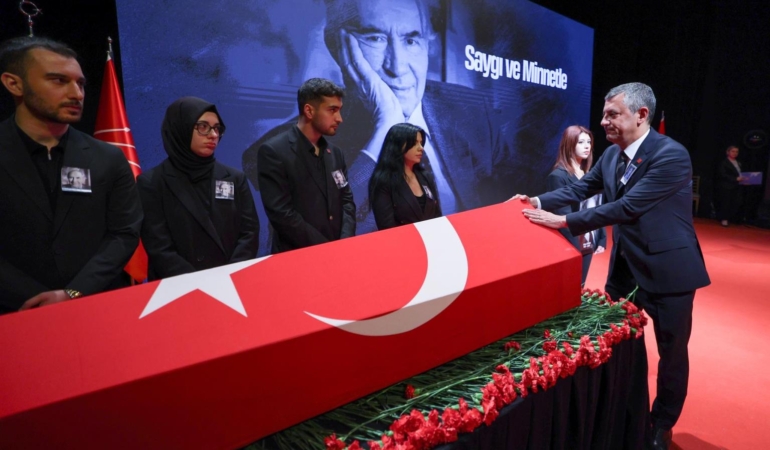 “TARİHİ BİR ÇINARA SON GÖREVİMİZİ YERİNE GETİRDİK”