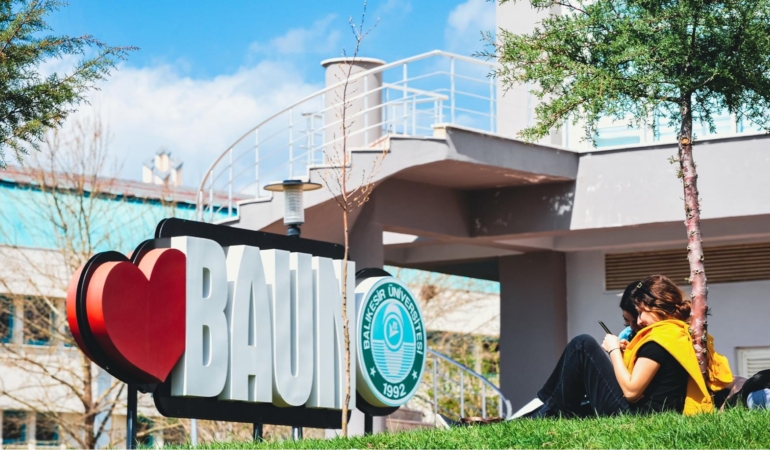 BAÜN TERCİH DÖNEMİNE DAMGA VURUYOR