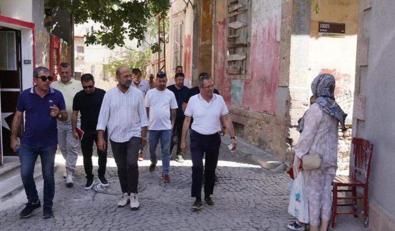 Ayvalık’ta Daha Yaşanabilir Bir Kent İçin Sahada Çalışmalar Sürüyor-4