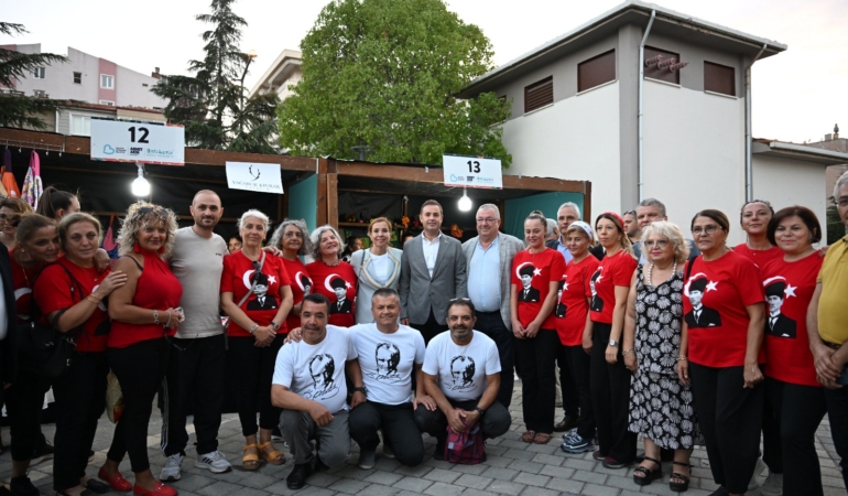 BÜYÜKŞEHİR, ÜRETEN KADINLARIN EMEĞİNİ KORUYOR