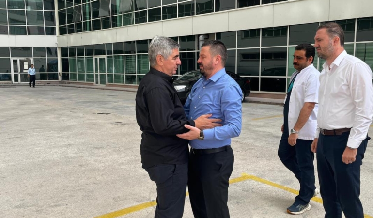 BAŞKAN AYDEMİR ACILI AİLENİN YANINDA