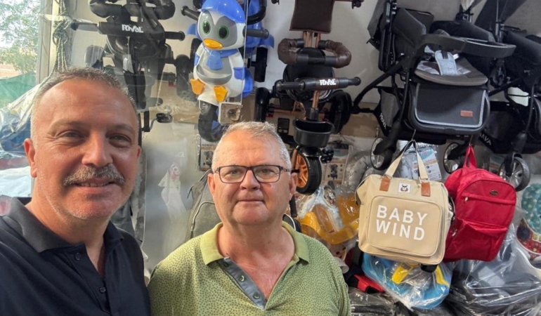 BAŞKAN SEMERCİ ESNAFIN YANINDA!