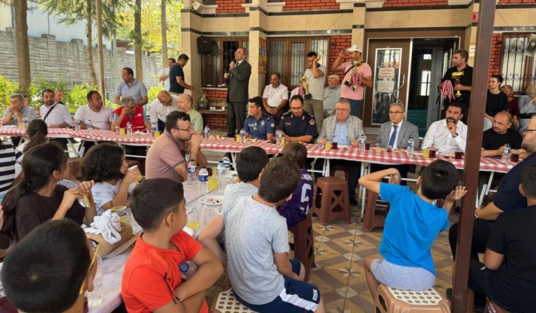 KUR’AN KURSU ÖĞRENCİLERİNE MORAL KAHVALTISI