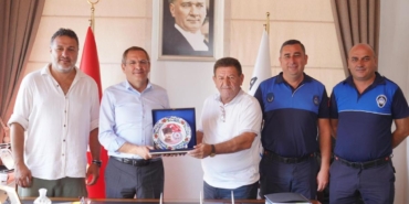 528859357_1092608306187723_3446168089818024875_n