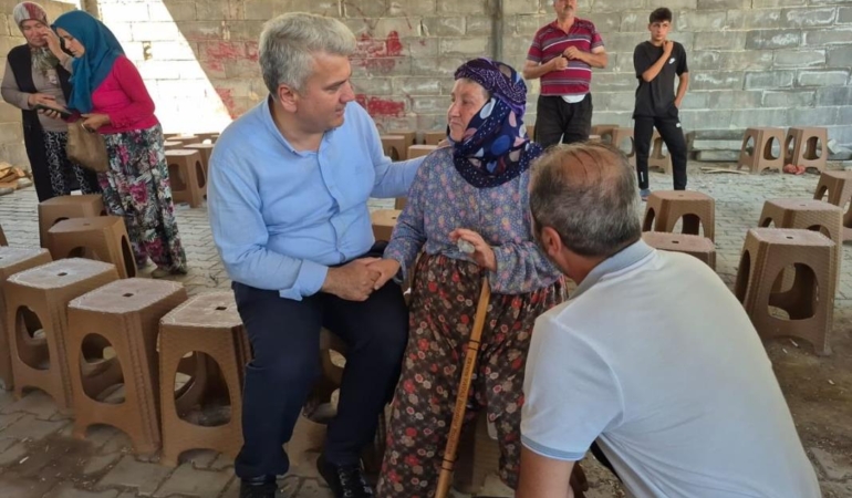 CANBEY’DEN DEPREM BÖLGESİNE ZİYARET