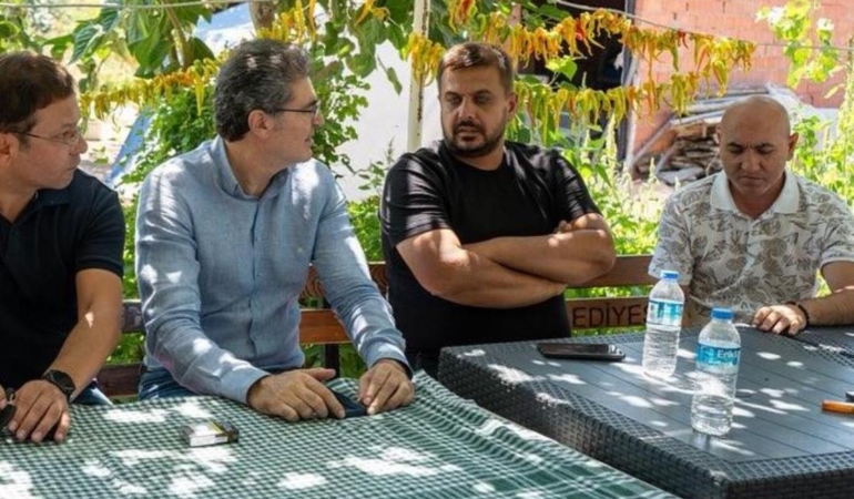 AYTEKİN SINDIRGI’DA DEPREMZEDELERLE BULUŞTU