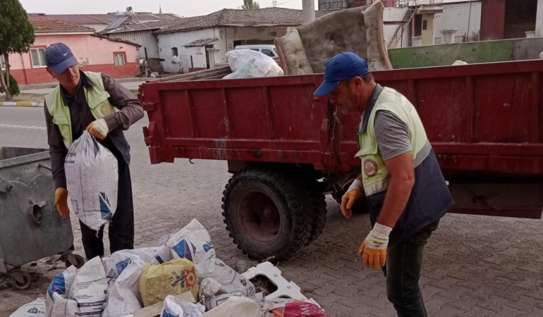 SUSURLUK’TA TEMİZLİK VE YEŞİL ALAN SEFERBERLİĞİ