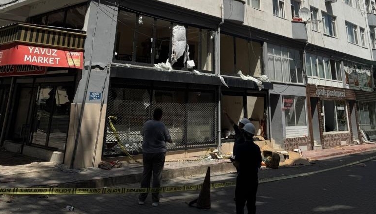 DEPREM SONRASI BAÜN EKİBİ SAHADA!