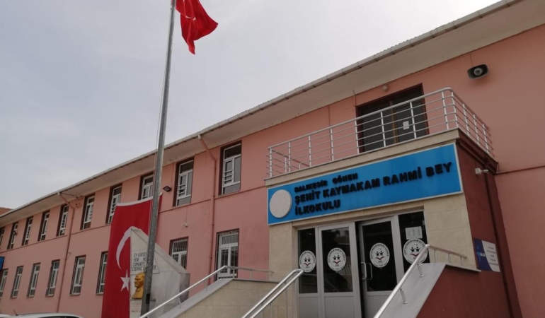 99420353_1702000779937912_524318629559271424_n