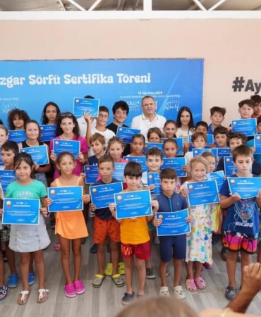 Ayvalık’ta Rüzgarla Güçlenen, Denizle Öğrenen Gençlik!-1