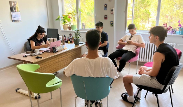 b8cafe82-63c5-475d-8b6c-715d6f4d2950