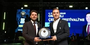 bb14fd87-a86d-4bc4-9302-46ce02894a0b