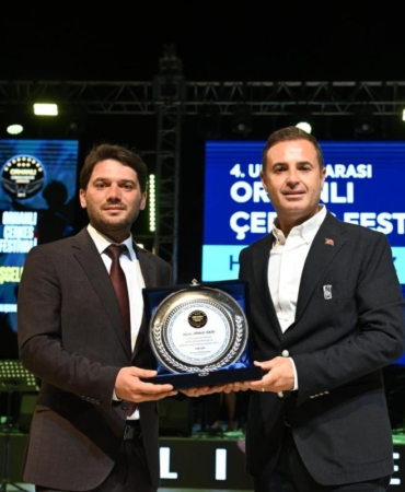 bb14fd87-a86d-4bc4-9302-46ce02894a0b