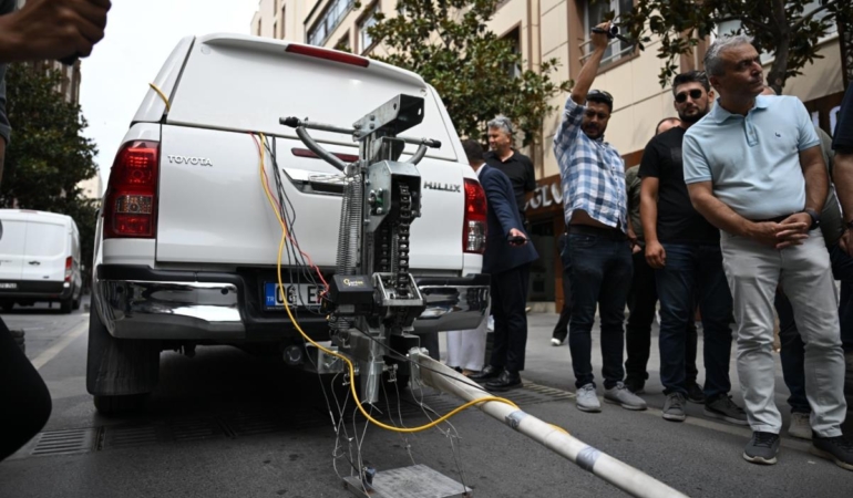 “GELECEĞE DİRENÇLİ BİR BALIKESİR BIRAKMAK İÇİN ÇALIŞIYORUZ”