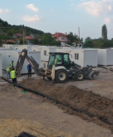 ee2116ef-e7b1-49f9-8d2c-e838bc596a7f