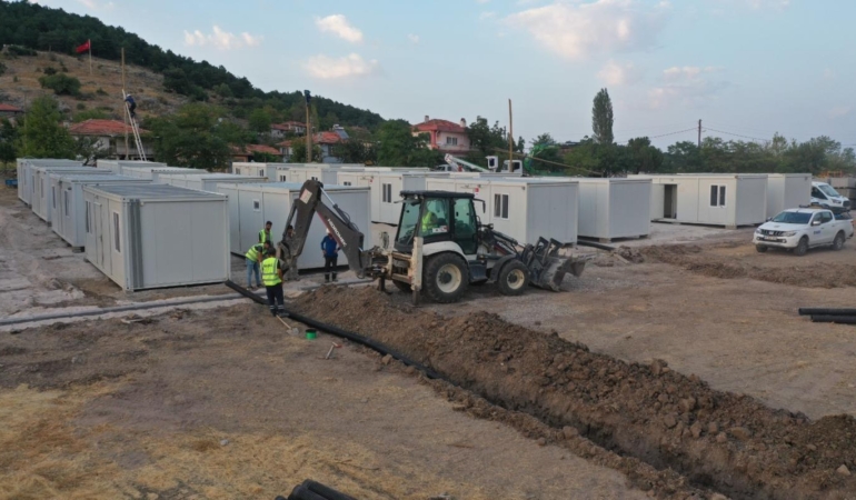 ee2116ef-e7b1-49f9-8d2c-e838bc596a7f