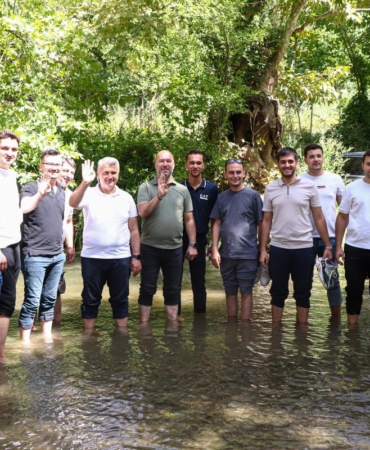 07b0e624-ee76-40c2-96ac-a2d938ab2a28