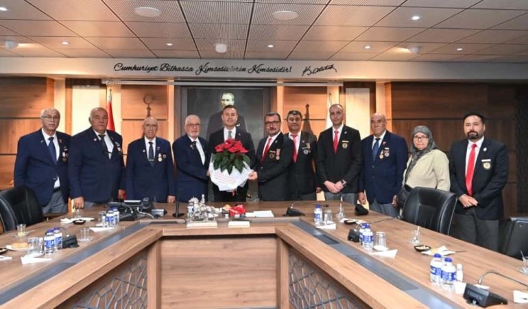 Akın: “Gazilerimizi asla yalnız bırakmıyoruz”