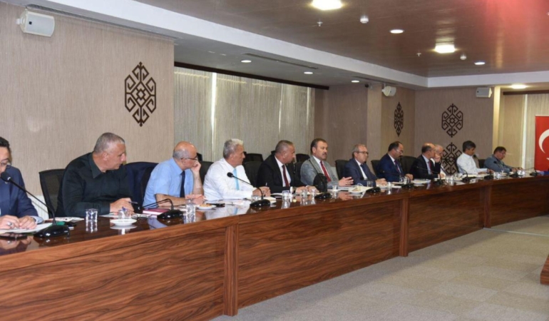 YENİ EĞİTİM YILI HAZIRLIKLARI MASAYA YATIRILDI