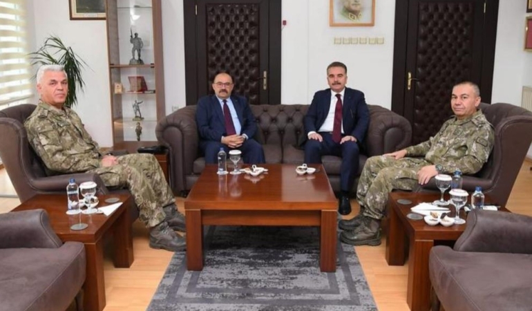 VALİ USTAOĞLU KAMU YATIRIMLARINI İNCELEDİ