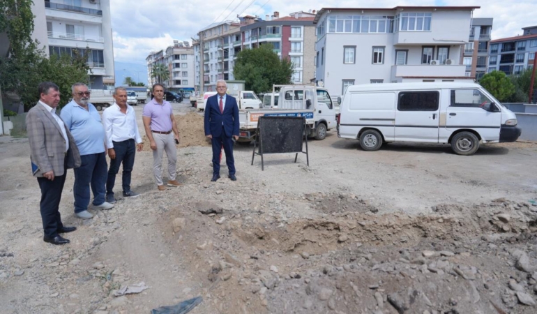 BAŞKAN DEVECİLER SAHAYA İNDİ!