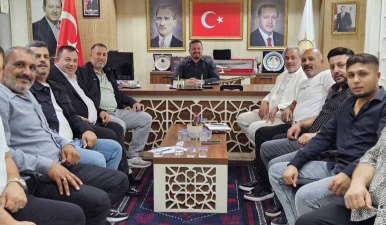 ROMAN TEMSİLCİLERİNDEN AK PARTİ’YE YAKIN İLGİ