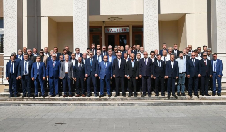 BESOB HEYETİ VALİ USTAOĞLU’NU ZİYARET ETTİ