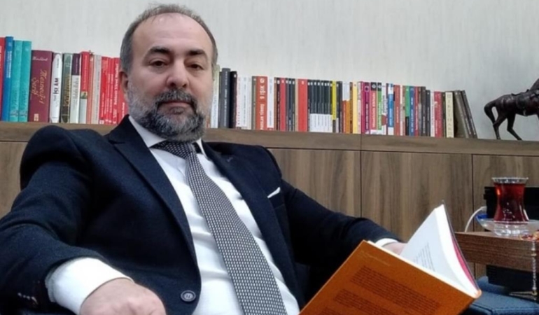 balikesir_buyuksehir_belediye_baskanvekili_mehmet_birol_sahin_den_siyaset_dersi_h110458_33382