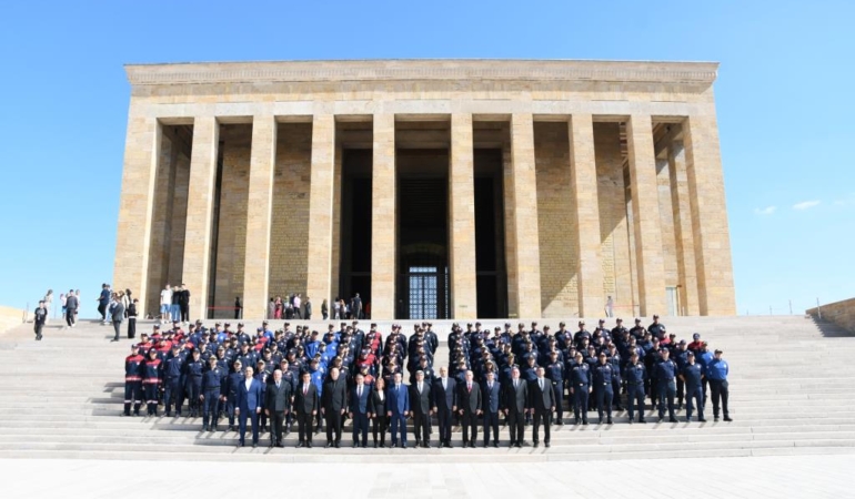 Balıkesir İtfaiyesinden Anıtkabir ziyareti