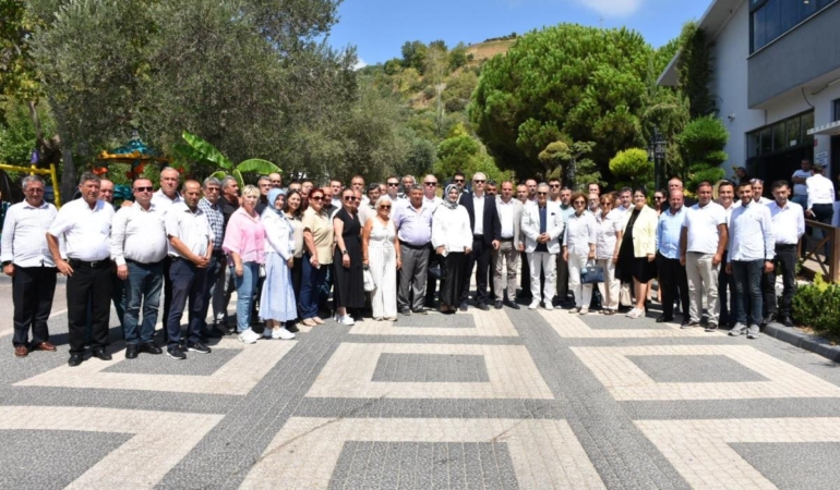 BÜYÜKŞEHİR’DEN ERDEK, BANDIRMA VE KARESİ’DE MUHTARLAR BULUŞMASI