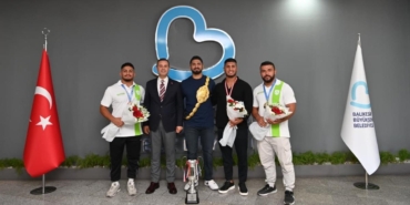 f67b0e6b-c2ca-4205-bd40-7ff8c56c7b93