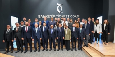 f9aa4d56-33ff-45a4-a6cf-5239f5a99dab