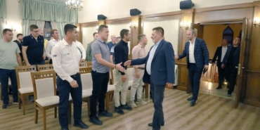 07caf9a4-d0a4-44b2-a253-4295cd1a3265_16x9_cropped