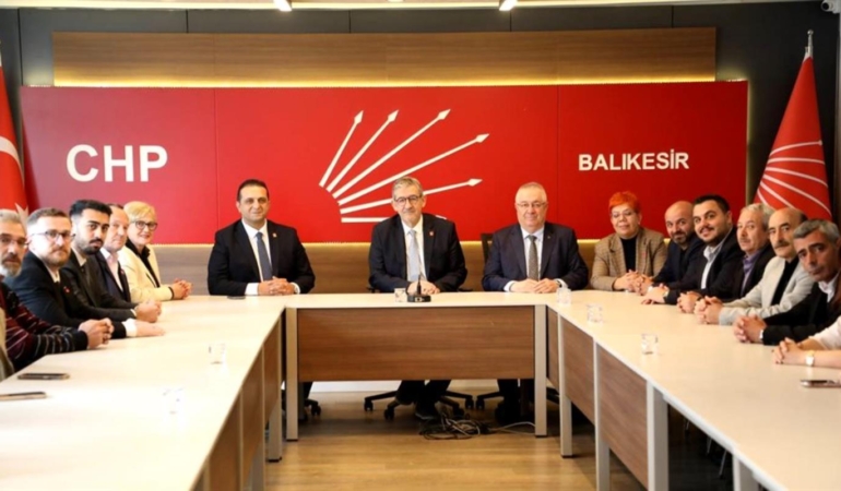 BAŞKAN ERTAŞ’TAN BAŞKAN KÖYBAŞI’NA ZİYARET