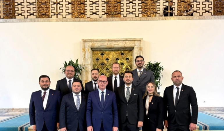 “GENÇ GİRİŞİMCİLER BALIKESİR’İN GELECEĞİNİ ŞEKİLLENDİRİYOR”