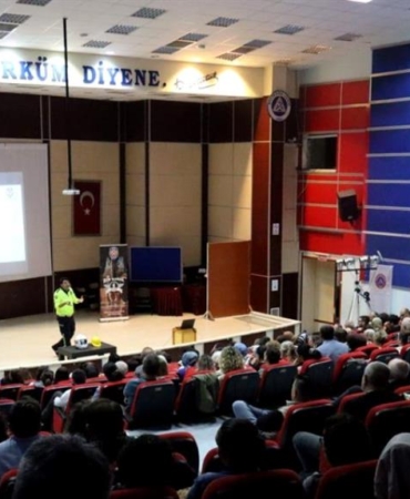 ++ 5 İSGB SEMİNER_3_16x9