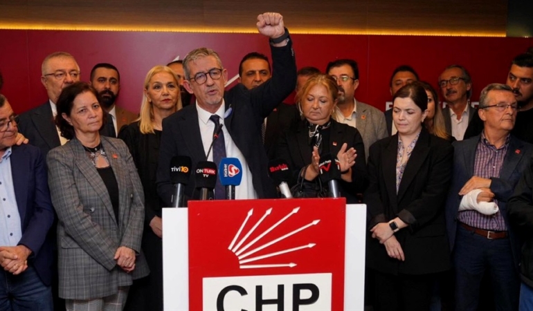 “TÜRKİYE İÇİN YARINLAR İÇİN İKTİDAR İÇİN ADAYIZ”