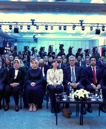 BAÜN TIP KONGRESİ_1_16x9