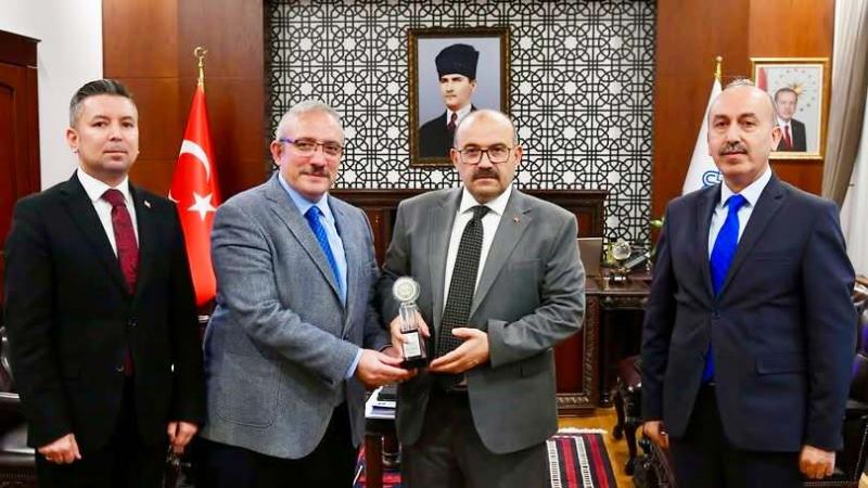 GÖNEN’DE 10 BİN İSTİHDAM