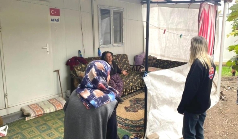 SINDIRGI BELEDİYESİ, DEPREM SONRASI SOSYAL DESTEK ÇALIŞMALARINI HIZLANDIRIYOR