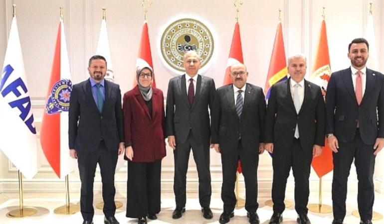 VALİ USTAOĞLU’NDAN ANKARA’DA ÖNEMLİ PROTOKOL ZİYARETİ