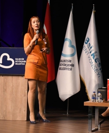 BALIKESİR KENT KONSEYİ’NDEN KANSERLE MÜCADELEDE FARKINDALIK PANELİ (1)