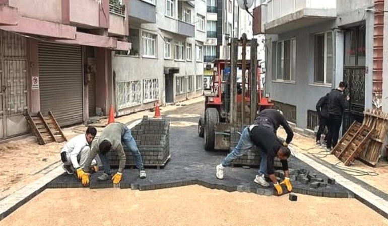 BANDIRMA, YEŞİL ALANLAR VE MODERN YOLLARLA DEĞİŞİYOR