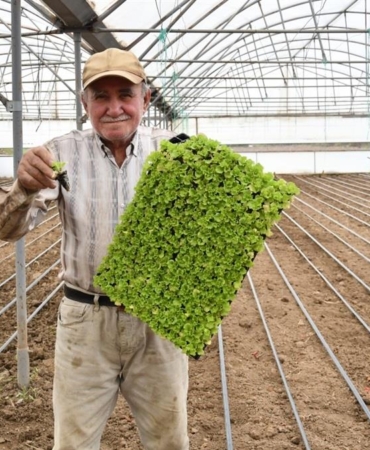BÜYÜKŞEHİR DESTEĞİYLE TOPRAKLAR BEREKETLENDİ