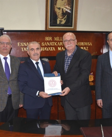 Balıkesir Esnafından Öğretmenlere 24 Kasım’a Özel İndirim Desteği_2_16x9