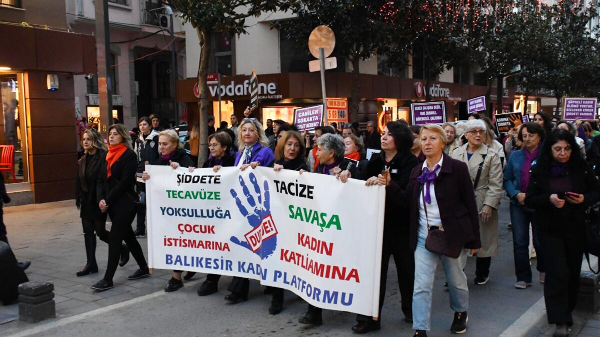 Balıkesir Şiddete Geçit Yok dedi-16x9_048 (4)