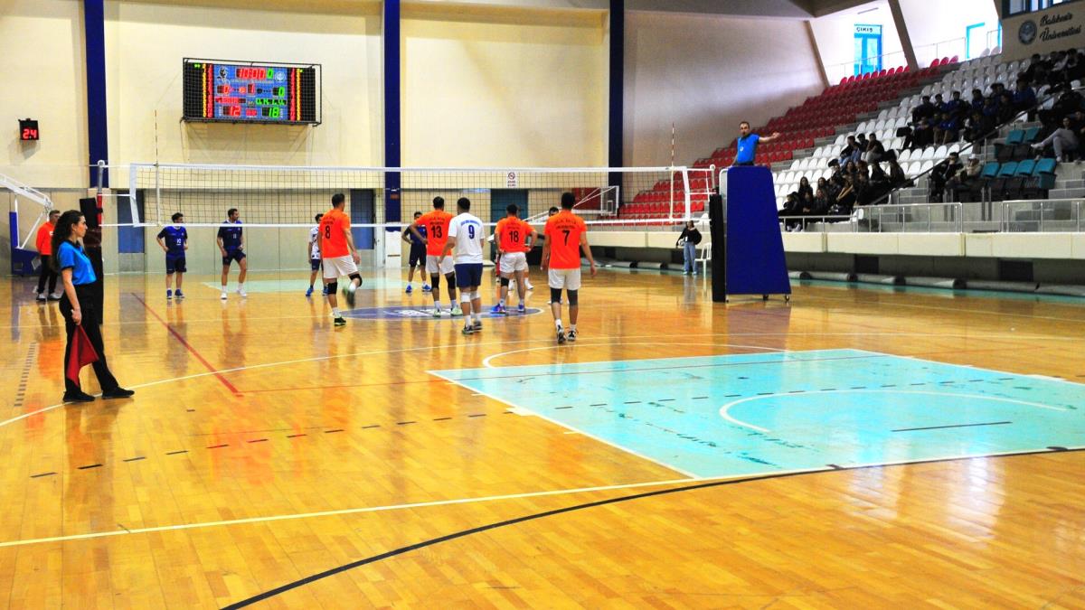 Balıkesir Üniversitesi Ev Sahipliğinde Üniversiteler Arası-16x9_105 (3)